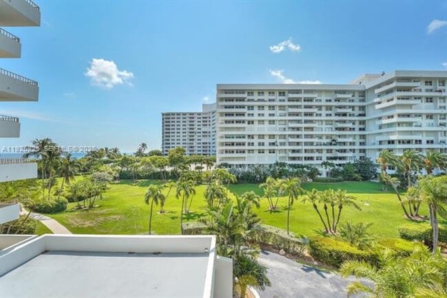 property at 177 Ocean Ln Dr