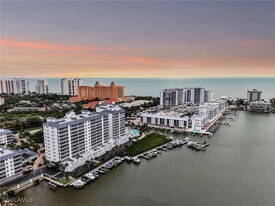 400 Flagship Dr in Naples, FL - Building Photo