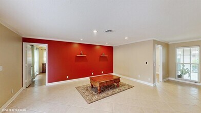 488 Forestview Dr in Atlantis, FL - Building Photo - Building Photo
