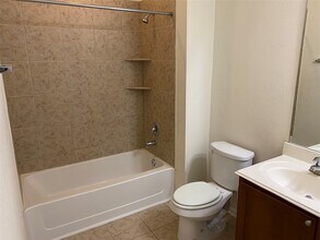 8119 Briscoe Foster Crossing in Richmond, TX - Foto de edificio - Building Photo