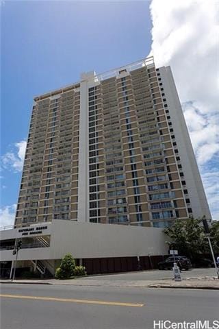 property at 1655 Makaloa St