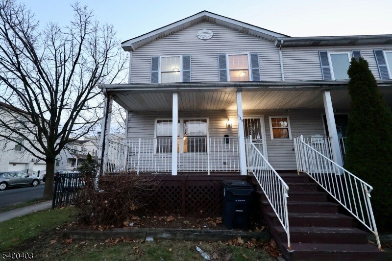 124 Dickerson St in Newark, NJ - Foto de edificio