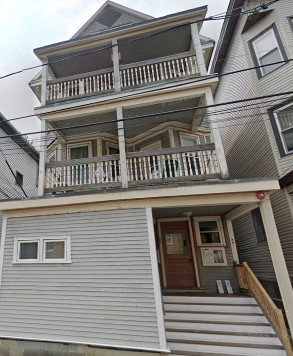 99 Calumet St, Unit 1 in Boston, MA - Foto de edificio