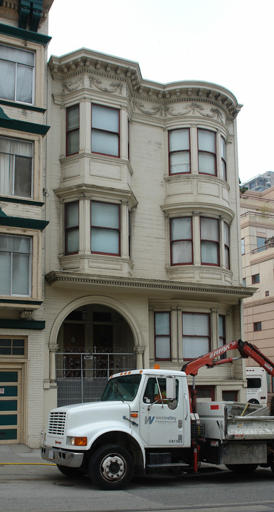 1451 Mason St in San Francisco, CA - Building Photo