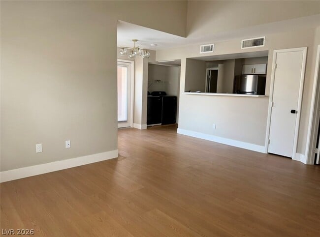 property at 1150 N Buffalo Dr