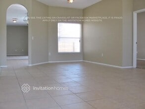 1306 Sweet Gum Dr in Brandon, FL - Foto de edificio - Building Photo