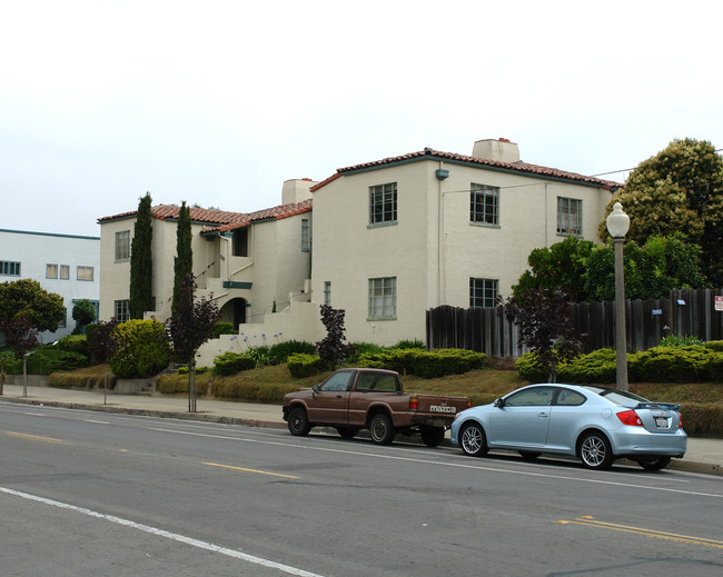 1024-1030 Marin St in Vallejo, CA - Building Photo - Building Photo