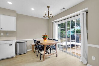 3006 Guilford Ct in New Bern, NC - Building Photo - Building Photo