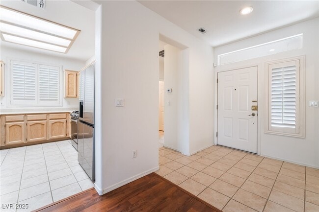 465 Eagle Vista Dr in Henderson, NV - Building Photo - Building Photo