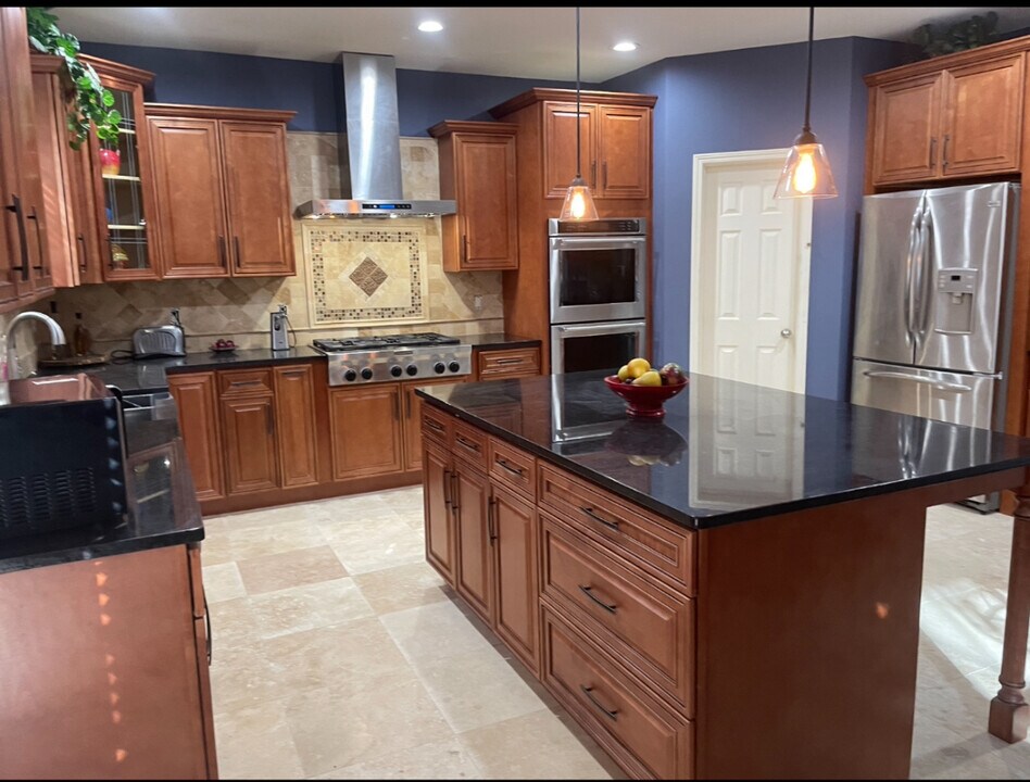 4705 Lantern Ct, Unit Upscale family home in Stonecrest, GA - Foto de edificio
