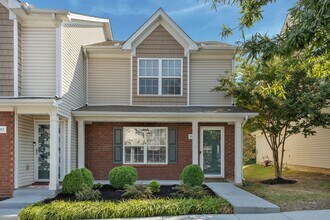 1980 Shaylin Loop in Nashville, TN - Building Photo - Building Photo