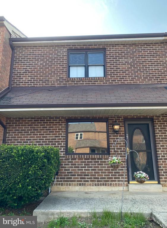 27 Markel Rd in Malvern, PA - Building Photo - Building Photo