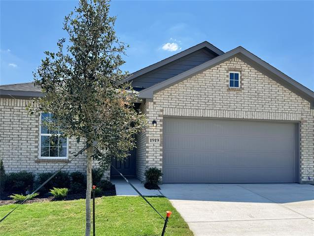 property at 1919 Aleia Cv