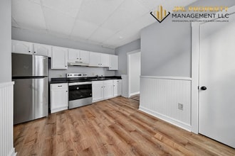 130 High St in Fall River, MA - Building Photo - Building Photo