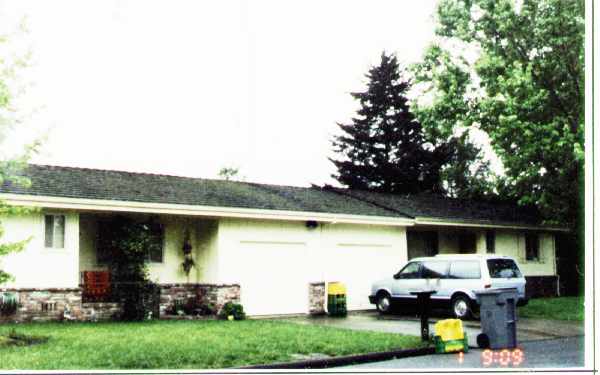 40-42 Ramsgate Ct in Santa Rosa, CA - Foto de edificio - Building Photo