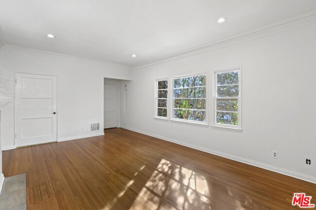 2364 Kerwood Ave in Los Angeles, CA - Building Photo - Building Photo