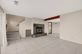 5801 Lowell St NE in Albuquerque, NM - Building Photo - Building Photo