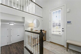 200 Venango Trail in Mars, PA - Foto de edificio - Building Photo