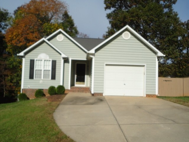 property at 917 Finchurch Cir