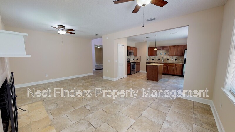 2030 Bent Pne Ct in Jacksonville, FL - Building Photo