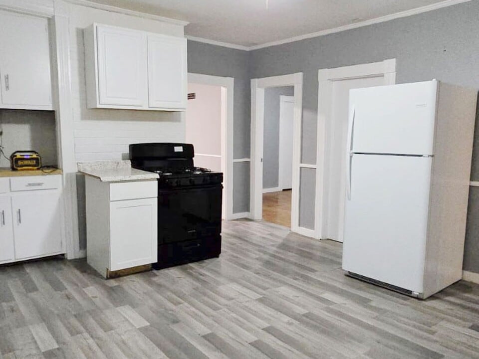 348 Fairmount St in Fitchburg, MA - Building Photo