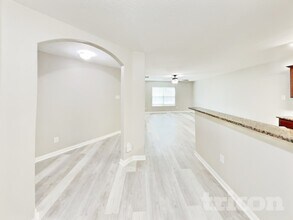 32608 Decker Creek Dr in Pinehurst, TX - Building Photo - Building Photo