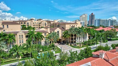 3001 NE 185th St in Aventura, FL - Building Photo - Building Photo