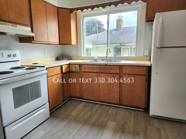 property at 68 27th St NW