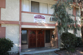 De Soto Place Apartments in Chatsworth, CA - Building Photo - Building Photo