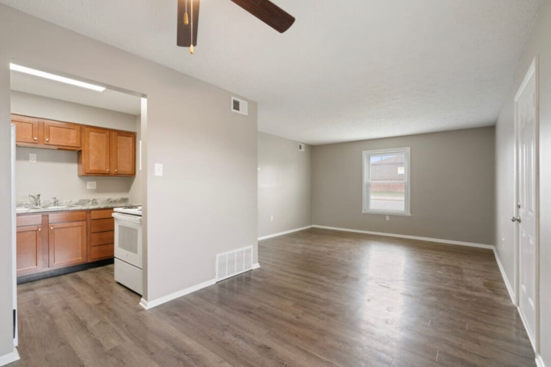 Flats at Greentree in Clarksville, IN - Building Photo
