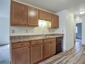14110 SW Allen Blvd in Beaverton, OR - Building Photo - Building Photo