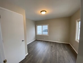 230 Healy Ave in Romeoville, IL - Foto de edificio - Building Photo