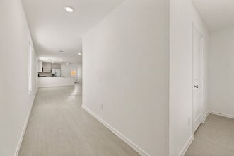 1340 Blazin Bronco Trl in Haslet, TX - Foto de edificio - Building Photo