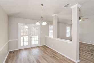 2638 Montebello in San Antonio, TX - Building Photo - Building Photo