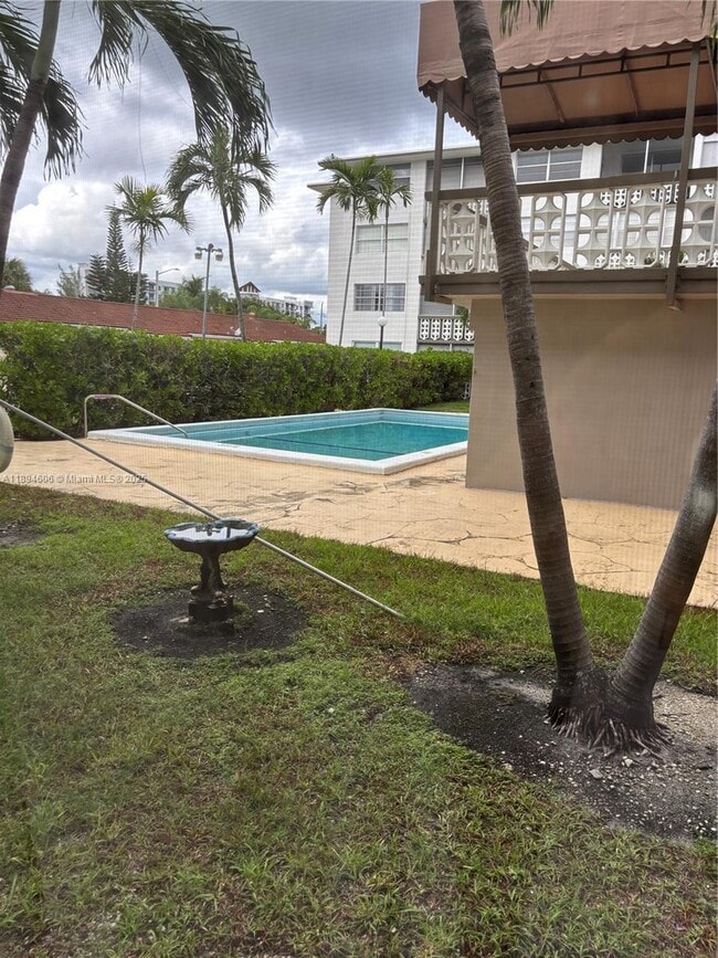 property at 211 NE 8th Ave