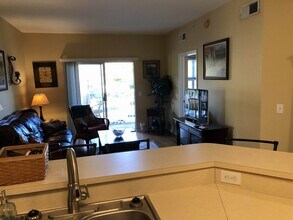 15645 Ocean Walk Cir, Unit 201 in Ft. Myers, FL - Building Photo - Building Photo