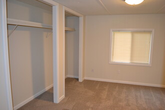 20238 101st St E in Sumner, WA - Foto de edificio - Building Photo