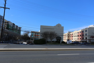 North Bethesda Market Phase I in Rockville, MD - Building Photo - Building Photo