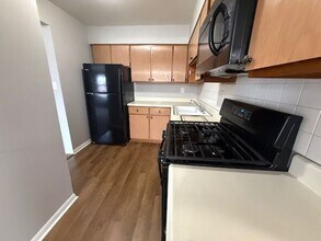 911 N Sheridan Rd in Peoria, IL - Building Photo - Building Photo