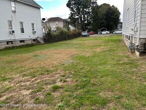 729 W Locust St in Scranton, PA - Building Photo - Building Photo