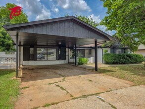 201 SW 62nd St in Oklahoma City, OK - Building Photo - Building Photo