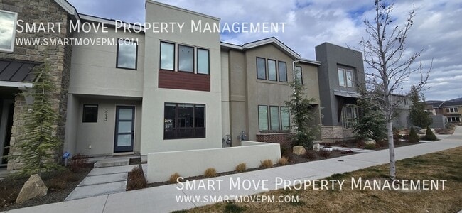 property at 3213 S Shadywood Way