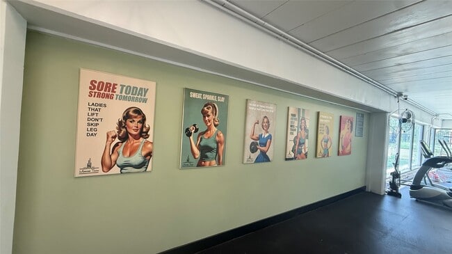 5400 Memorial Dr in Houston, TX - Building Photo - Building Photo