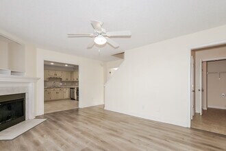 5388 Evening Mist Dr in Arlington, TN - Foto de edificio - Building Photo