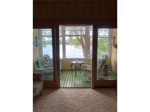 21 Moonlight Bay in Stillwater, MN - Foto de edificio - Building Photo