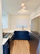 5921 Gaston Ave in Dallas, TX - Building Photo - Building Photo