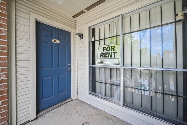 3900 Woodchase Dr in Houston, TX - Foto de edificio - Building Photo