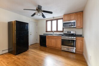 305 Hurley St in Cambridge, MA - Building Photo - Building Photo