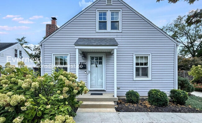 887 W 10th Ave in Columbus, OH - Foto de edificio - Building Photo