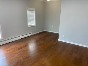 803 Franklin St-Unit -1/2 in Wausau, WI - Foto de edificio - Building Photo